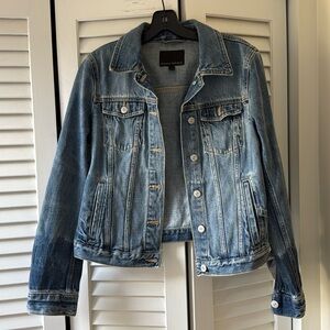 Banana Reliblic Jean Jacket